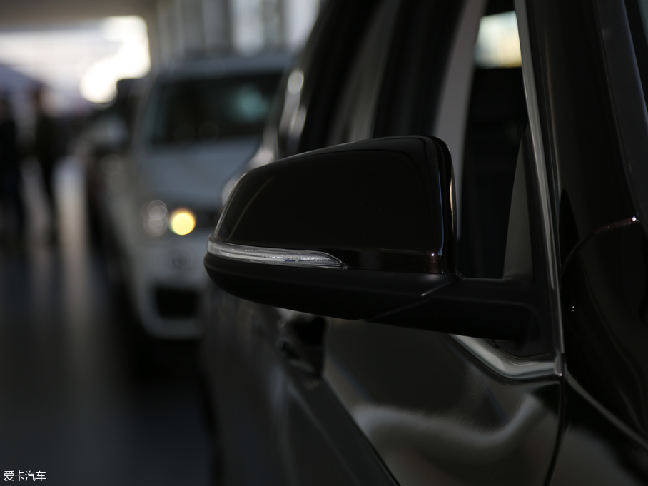 2019RX1 sDrive 20Li I