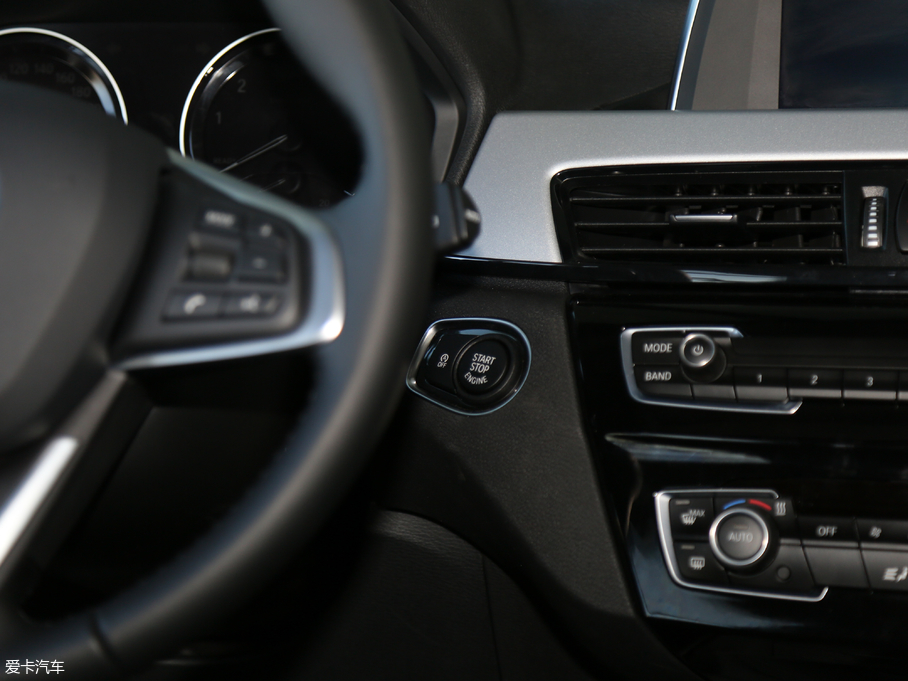 2019RX1 sDrive 20Li I(lng)