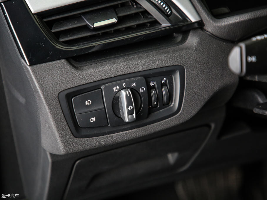 2019RX1 sDrive 18Li r