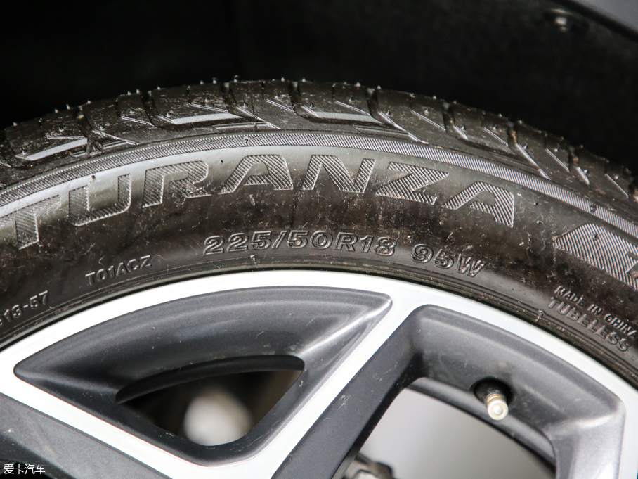 2019RX1 sDrive 18Li 