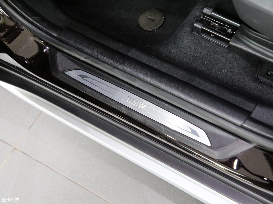 2019RX1 sDrive 18Li 