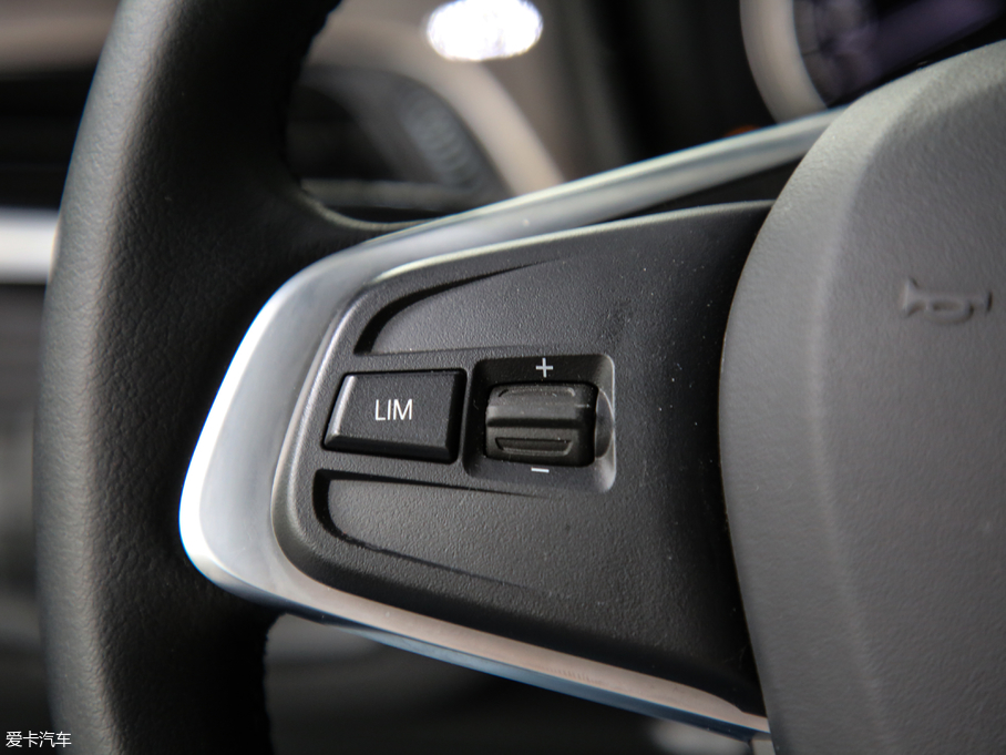 2019RX1 sDrive 18Li 