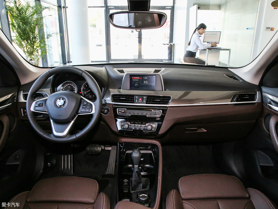 2019RX1 sDrive 18Li r