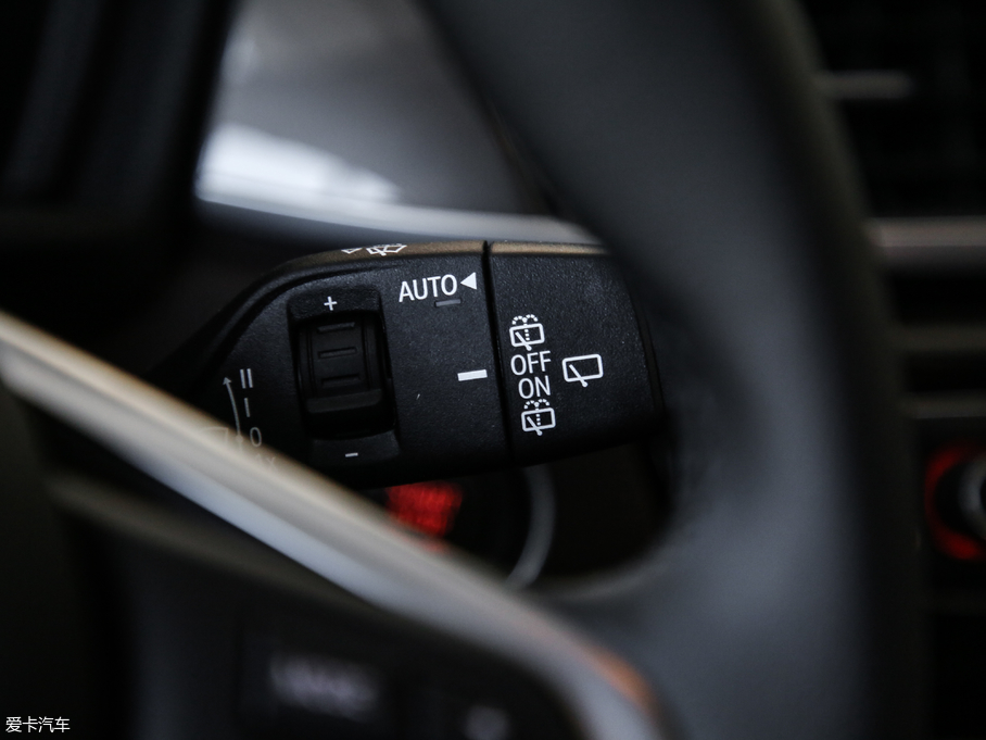 2019RX1 sDrive 18Li r