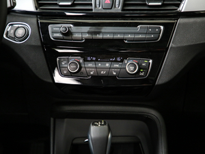 2019sDrive 18Li r {(dio){(dio)(ji)