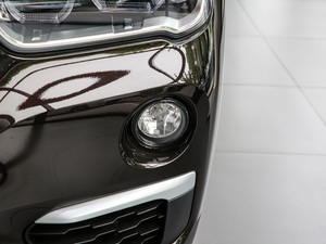 2019sDrive 18Li  ǰF