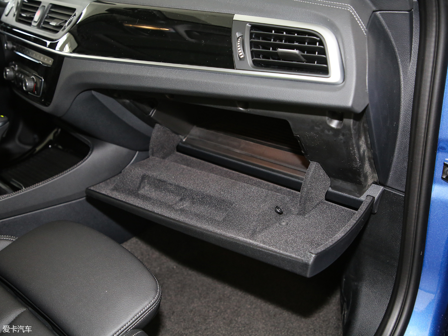 2019R1ϵ 118i M\(yn)(dng)b