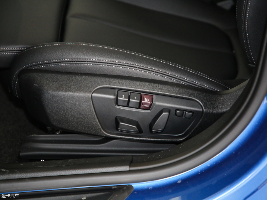 2019R1ϵ 118i M\b