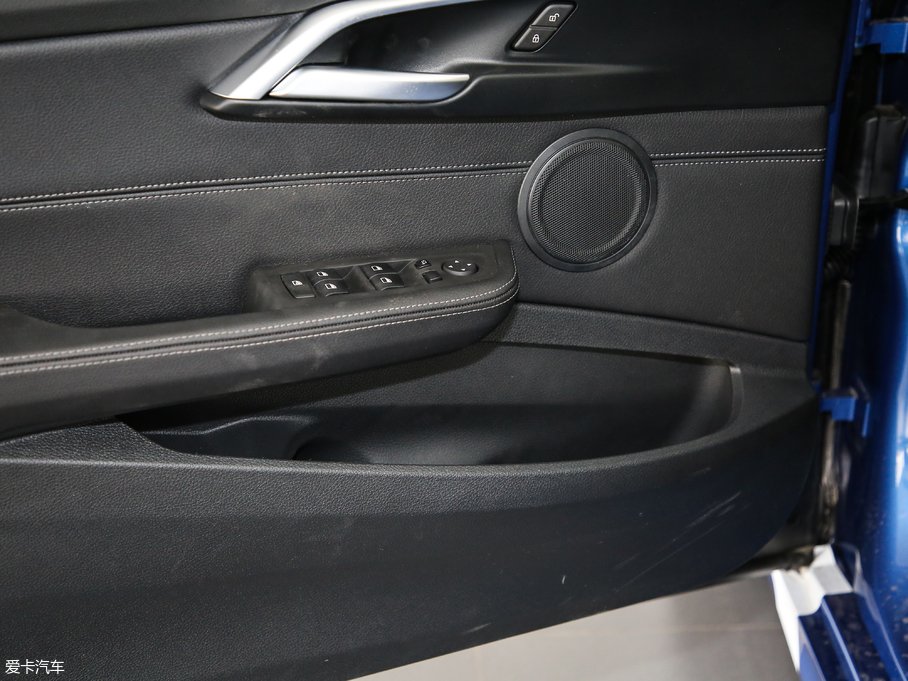 2019R1ϵ 118i M\b