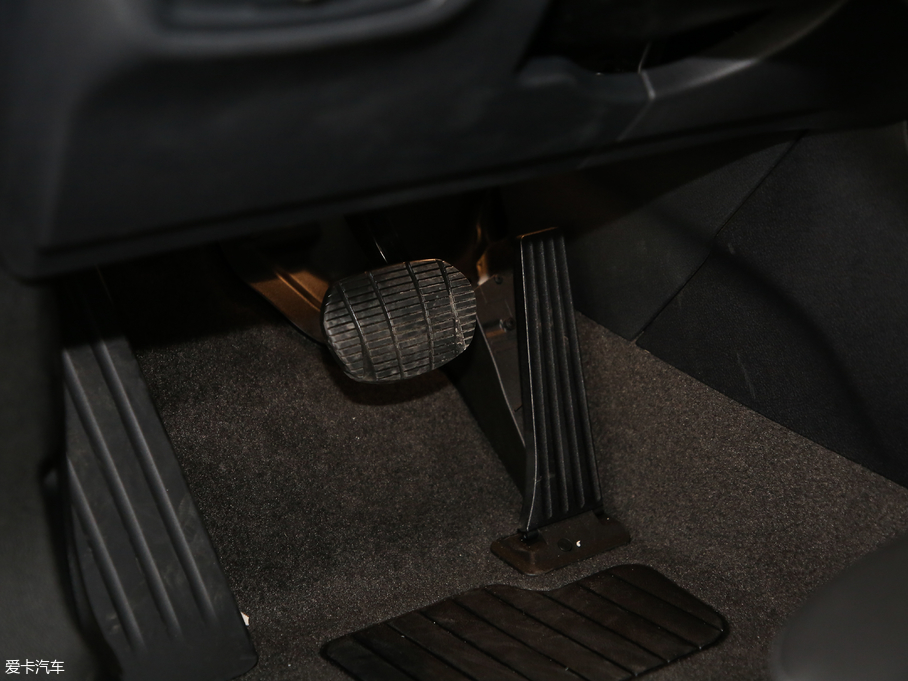 2019R1ϵ 118i M\b