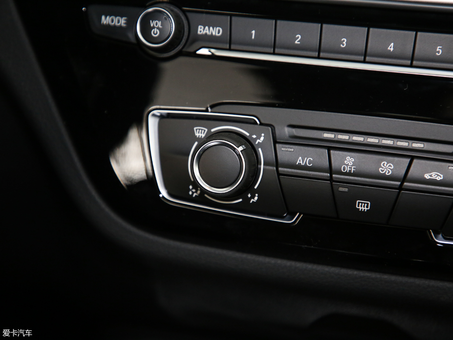 2019R1ϵ 118i M\b