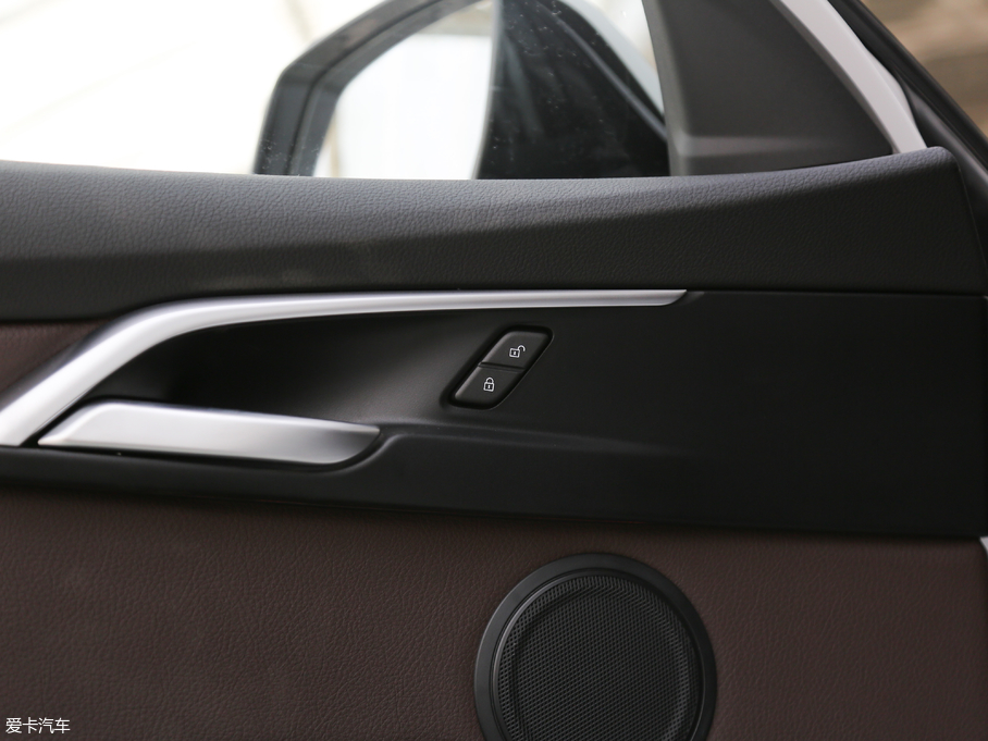 2019R1ϵ 120i IM\b