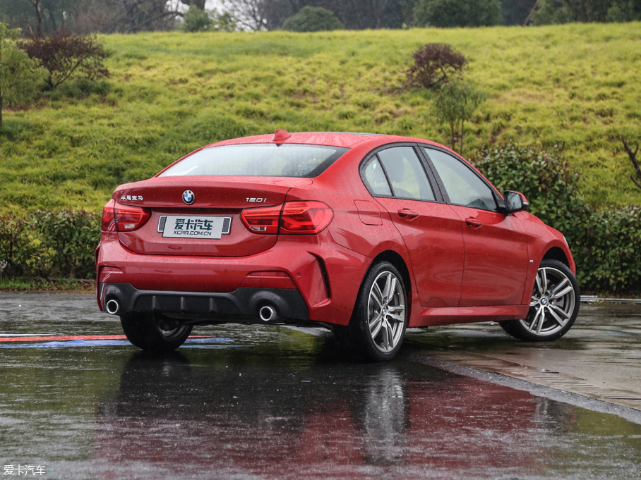 2019R1ϵ 120i M\b