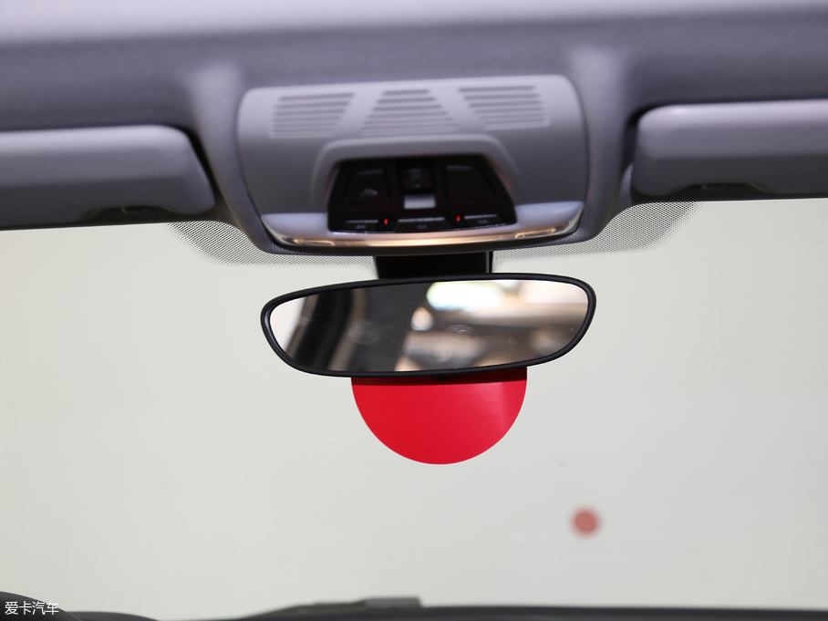 2019R1ϵ 120i IM\b