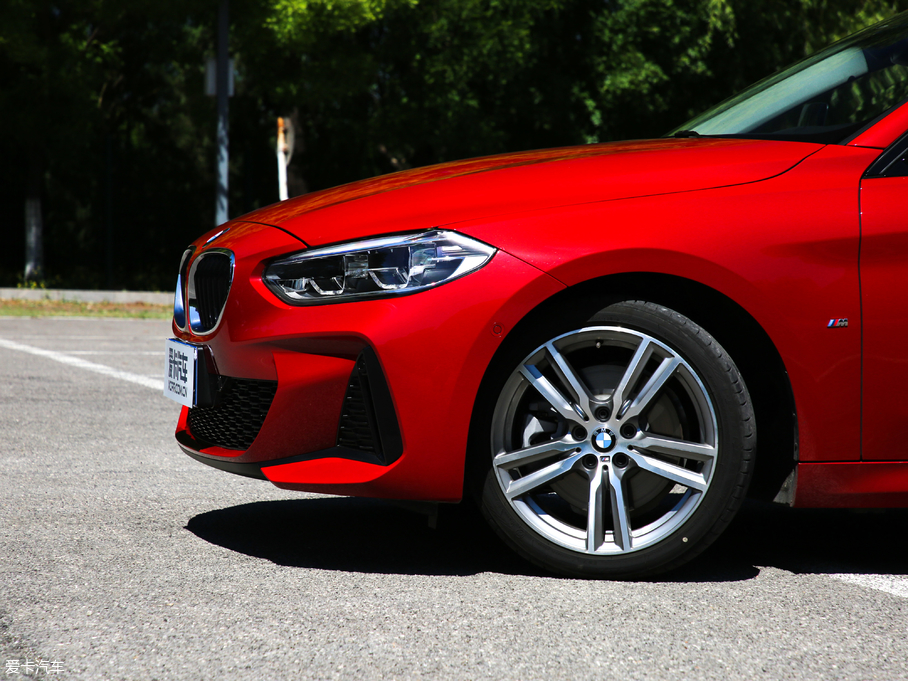 2019R1ϵ 120i M\b