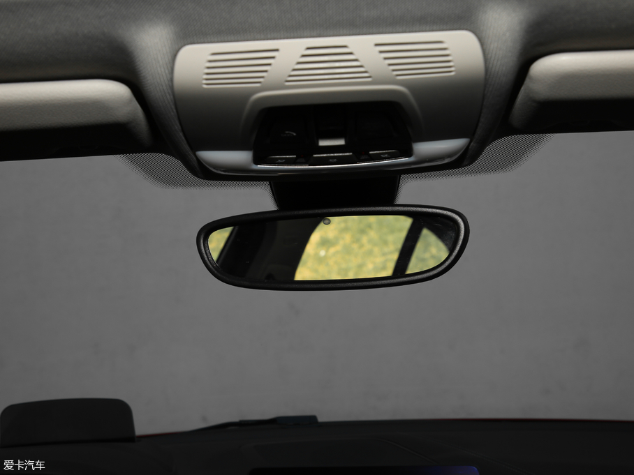 2019R1ϵ 120i M\b