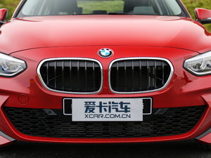 2019款120i M运动套装 中网