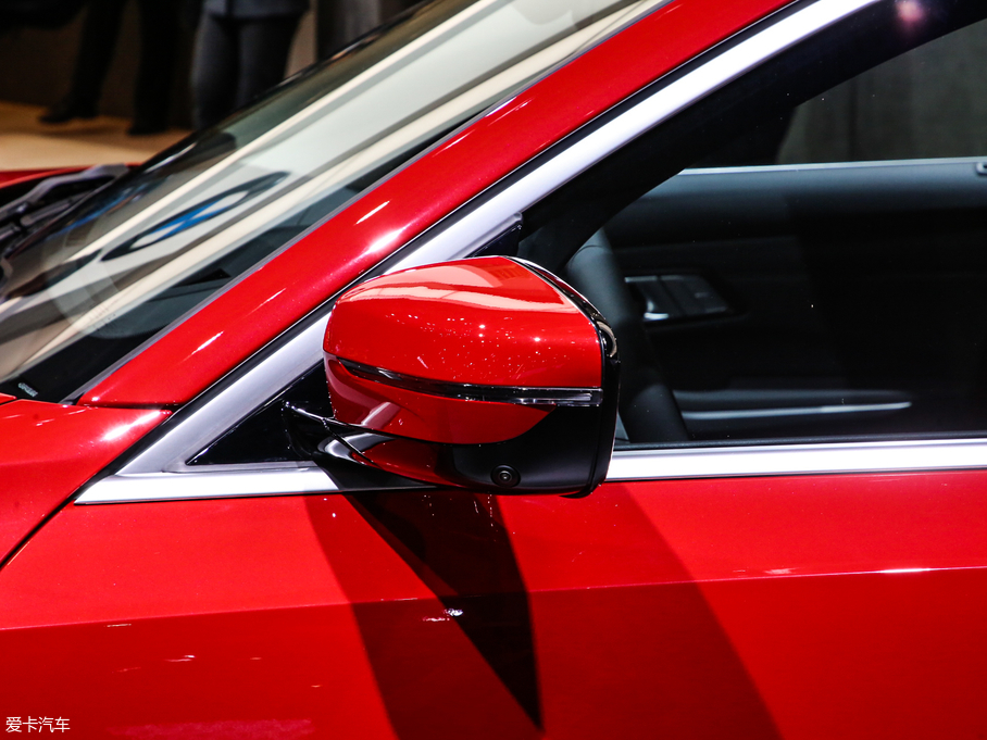 2020R3ϵ 325Li M\(yn)(dng)b