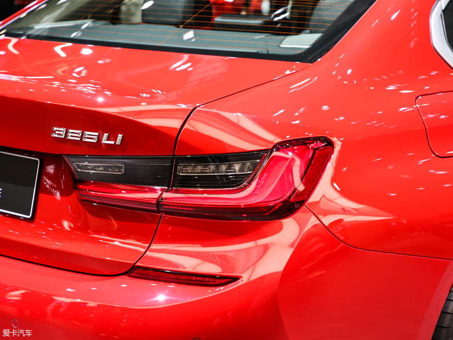 2020R3ϵ 325Li M\b