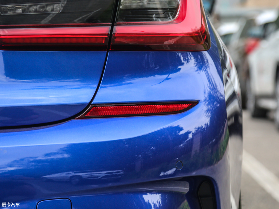 2020R3ϵ 325Li M\(yn)(dng)ҹb