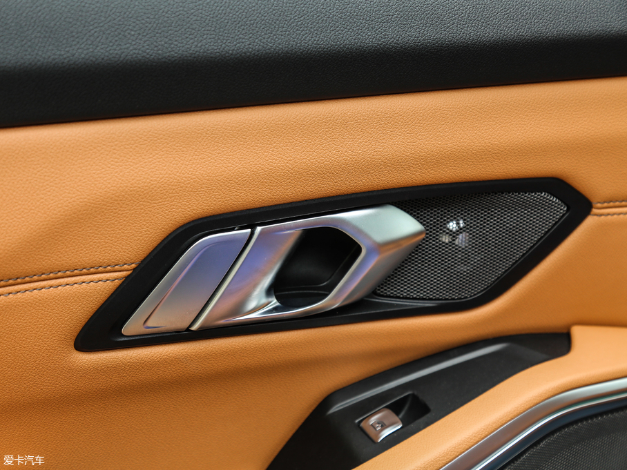 2020R3ϵ 325Li M\ҹb