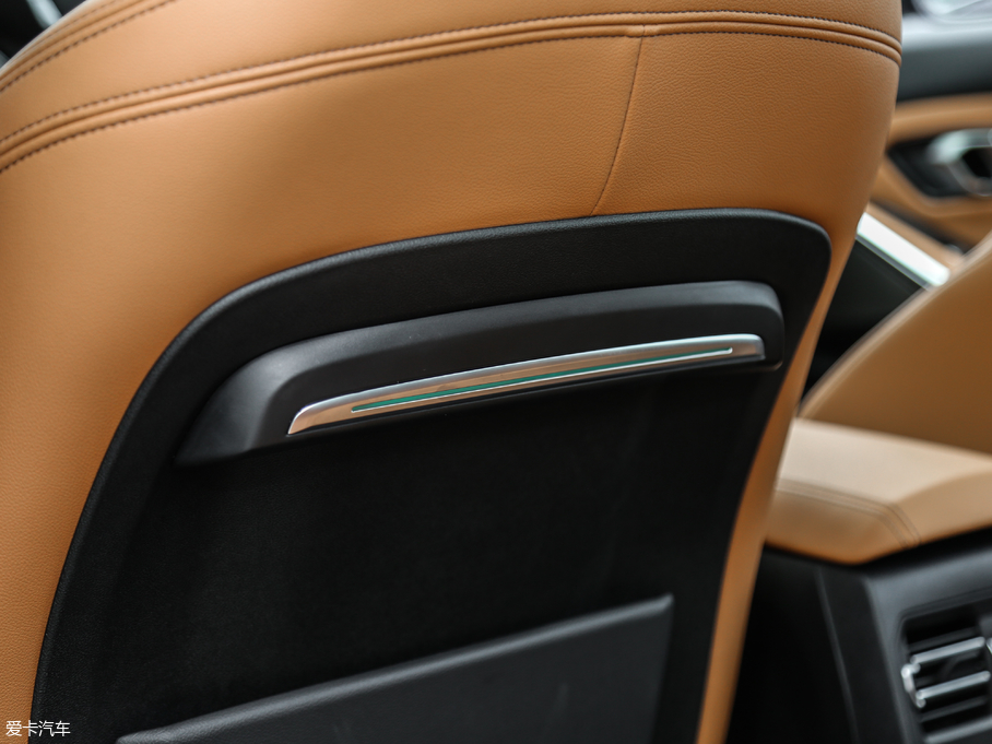 2020R3ϵ 325Li M\ҹb