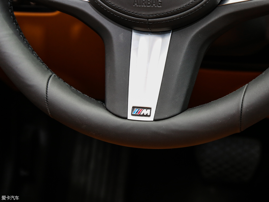 2020R3ϵ 325Li M\ҹb