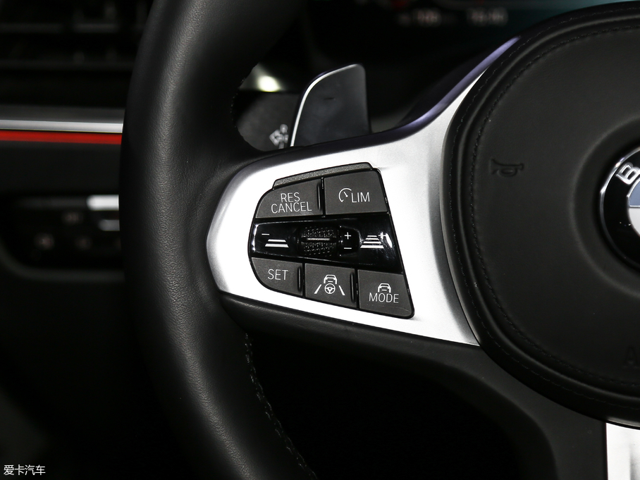 2020R3ϵ 325Li M\b