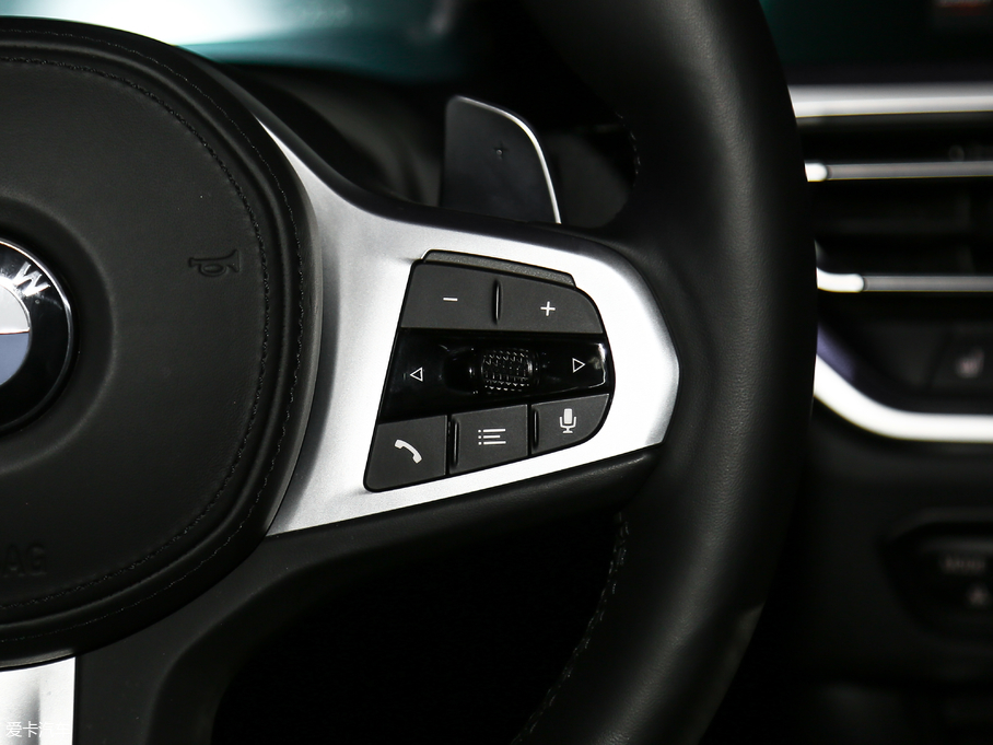 2020R3ϵ 325Li M\b