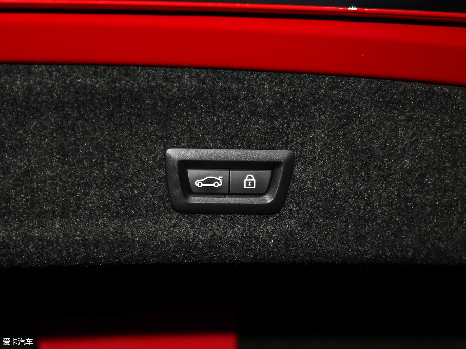 2020R3ϵ 325Li M\b