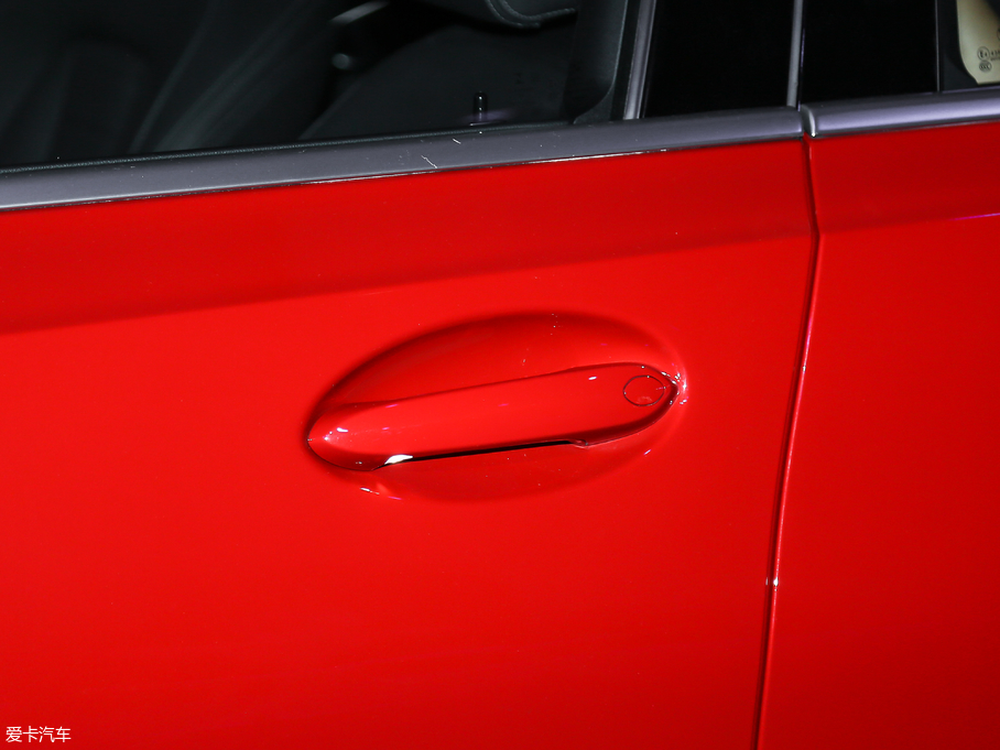 2020R3ϵ 325Li M\(yn)(dng)b