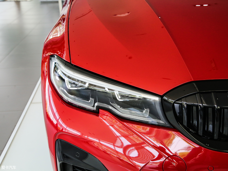 2020R3ϵ 325Li M\b