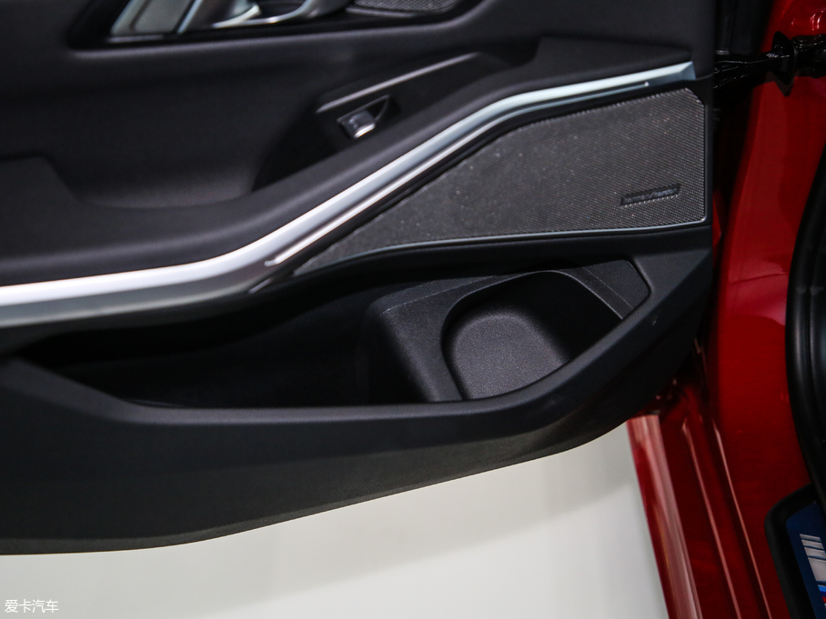 2020R3ϵ 325Li M\(yn)(dng)b