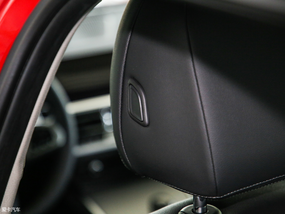 2020R3ϵ 325Li M\b