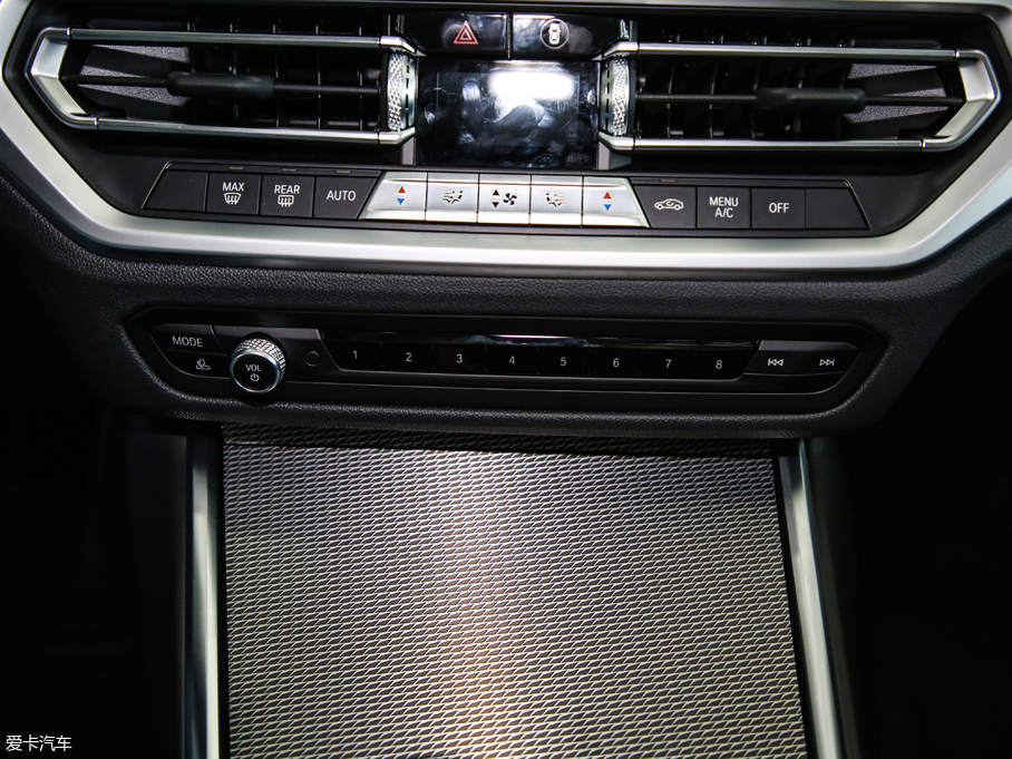 2020R3ϵ 325Li M\(yn)(dng)b