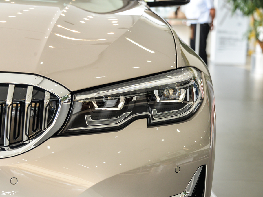 2020R3ϵ 325Li M\b