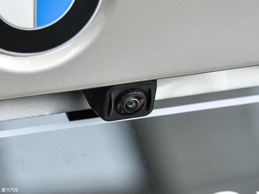 2020R3ϵ 325Li M\b