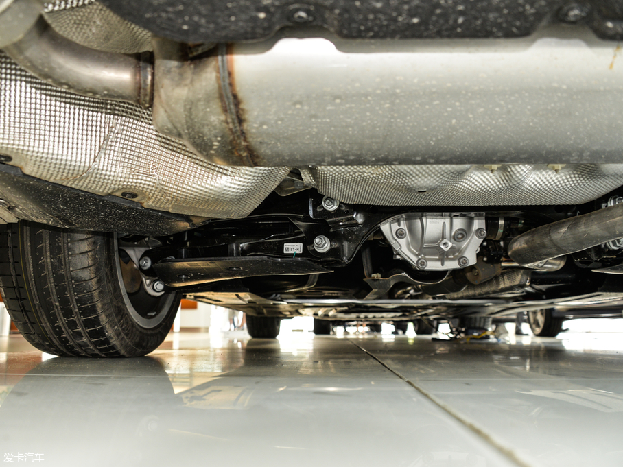 2020R3ϵ 325Li M\(yn)(dng)b