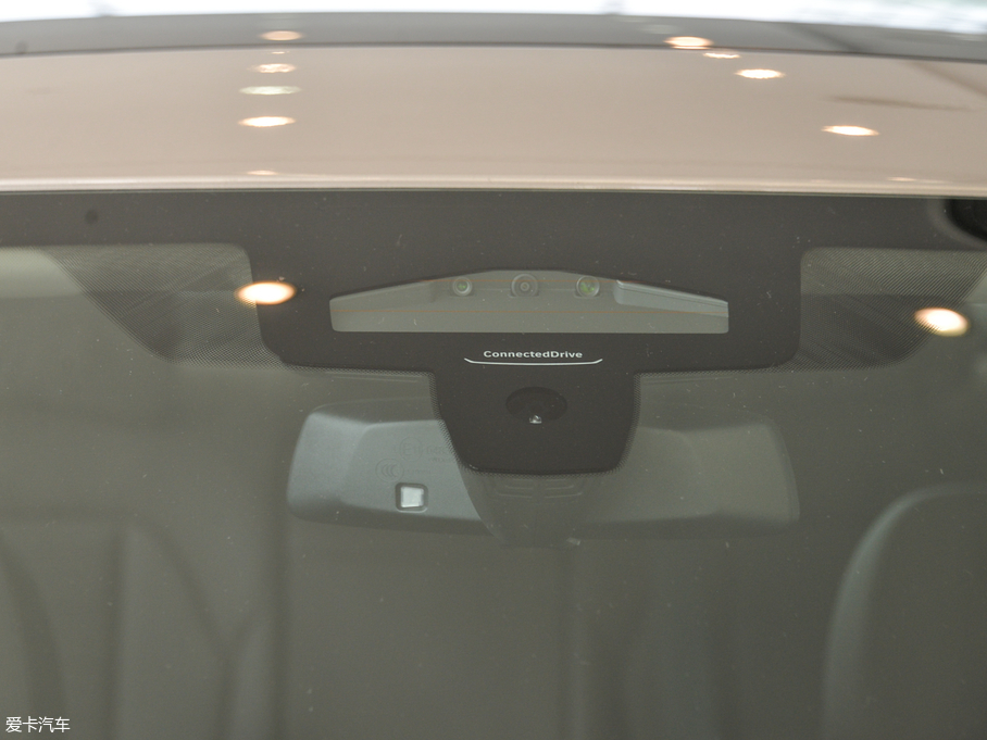 2020R3ϵ 325Li M\b