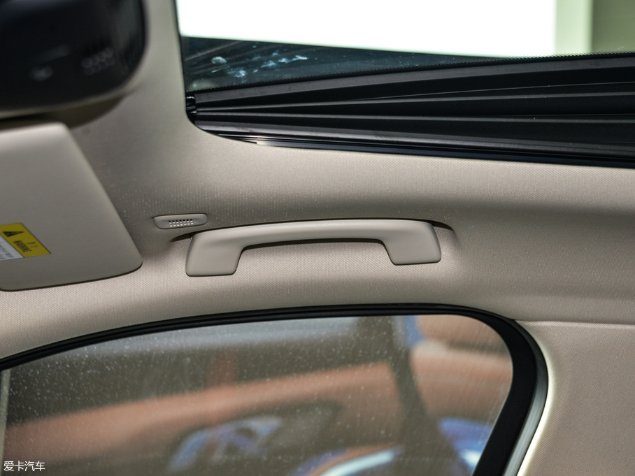 2020R3ϵ 325Li M\(yn)(dng)b