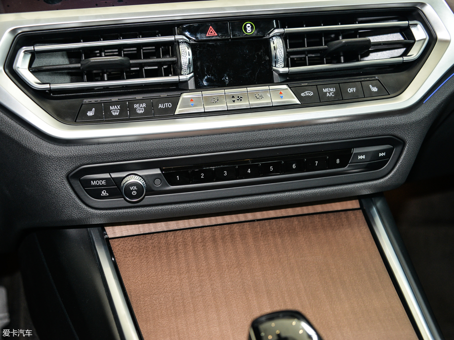 2020R3ϵ 325Li M\b