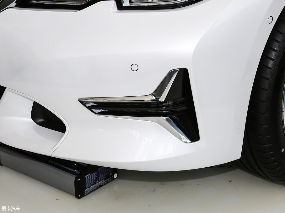 2020R3ϵ 325Li װl(f)