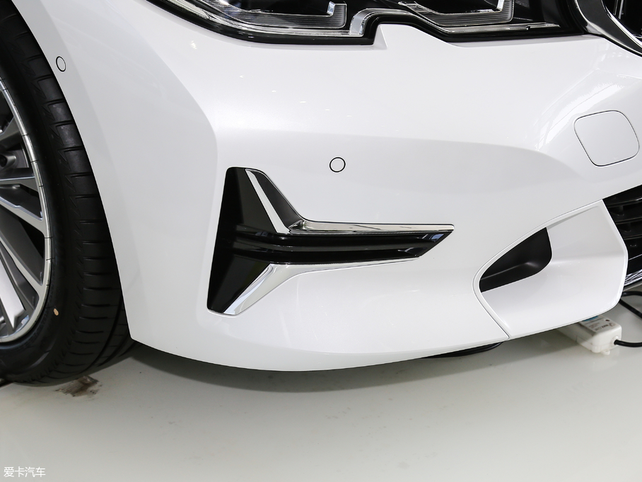 2020R3ϵ 325Li װl(f)