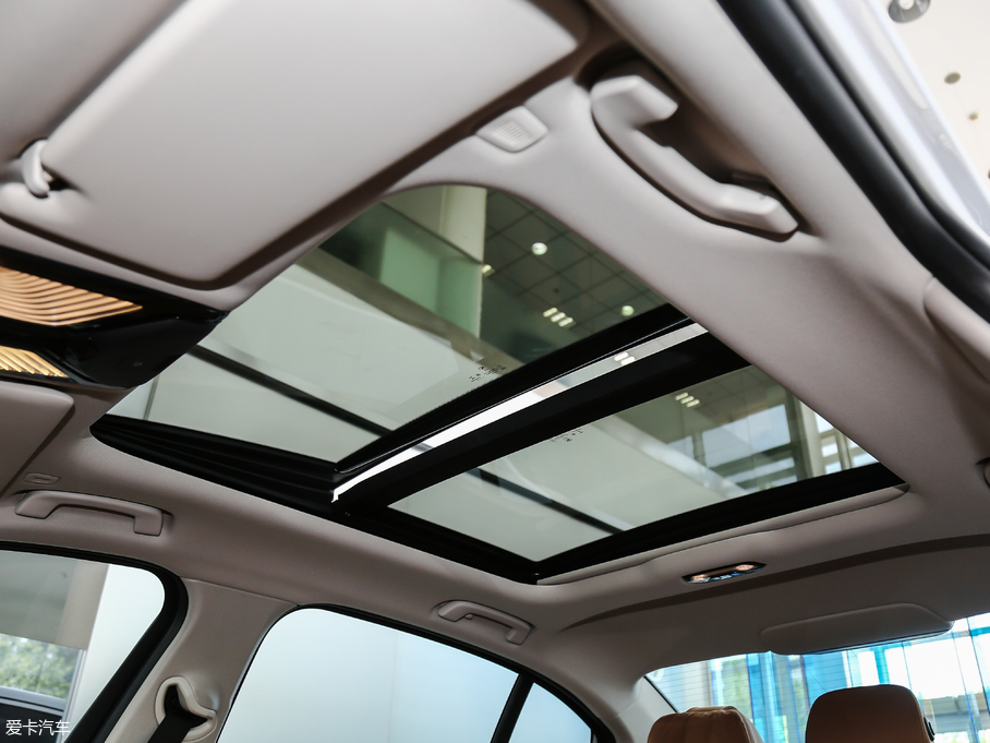 2020R3ϵ 325Li װl