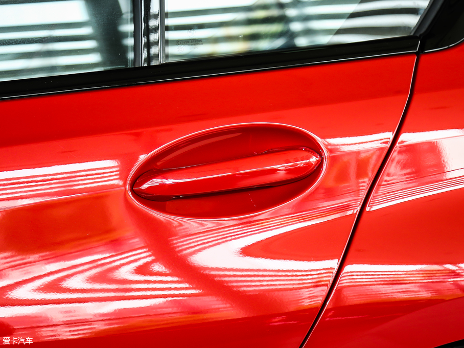 2020R3ϵ 325Li M\ҹb