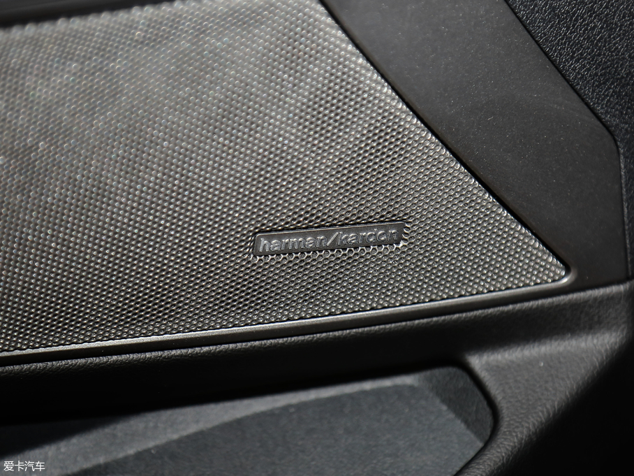 2020R3ϵ 325Li M\ҹb