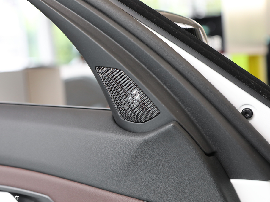 2020R3ϵ 325Li M\ҹb