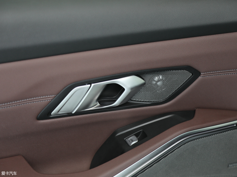 2020R3ϵ 325Li M\ҹb