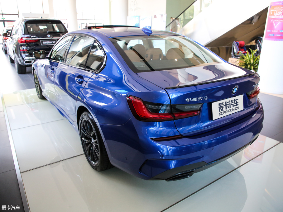 2020R3ϵ 325Li M\b