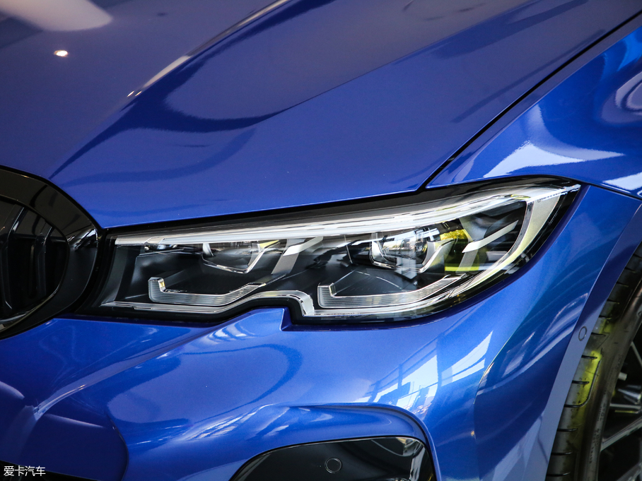 2020R3ϵ 325Li M\(yn)(dng)b